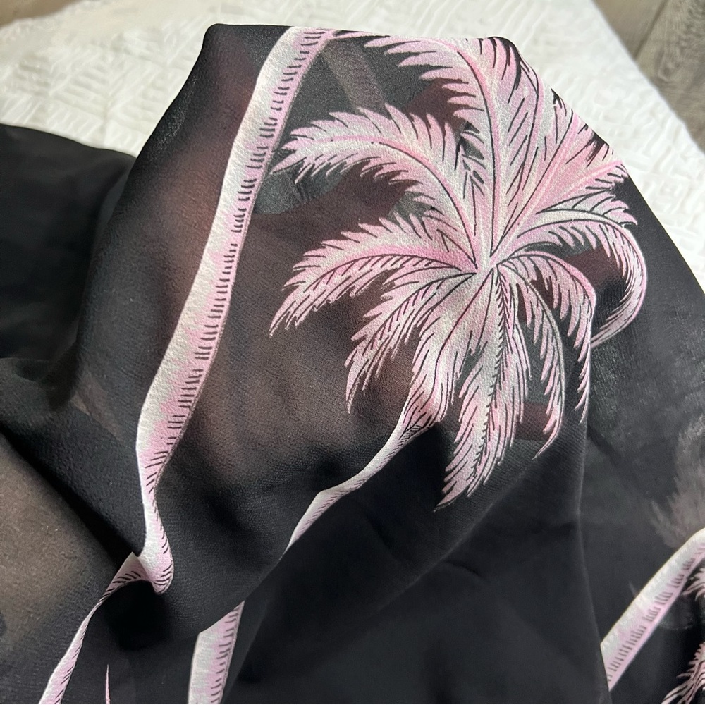 Sarong sheer coverup for swimsuit. One Size. Blk w/pink palm trees. Soft/long.